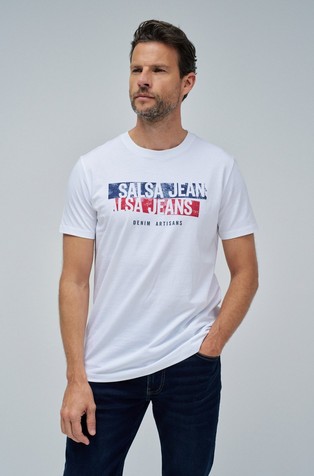 T-shirt with branding