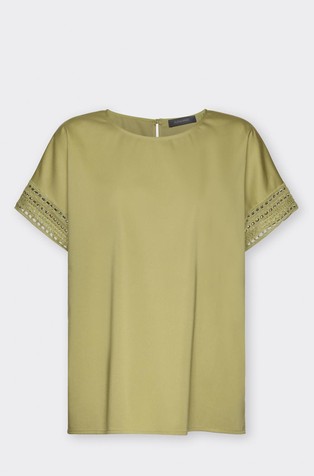 Oversized fit majica s kratkimi rokavi in makramé obrobo