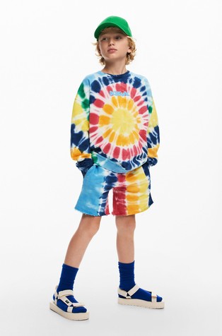 Pulover s tie-dye vzorcem