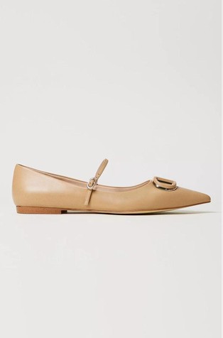 Leather ballet flats with Oval T