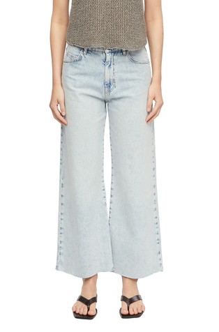 7/8 jeans hlače z visokim pasom in svetlo spranim videzom