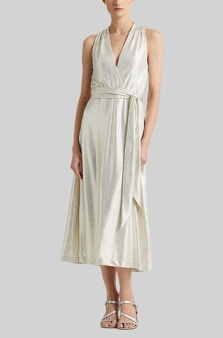 Svetleča obleka s halter ovratnikom