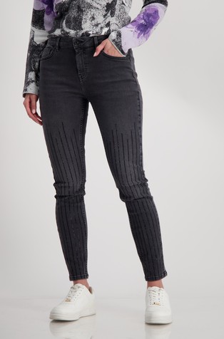 Jeans hlače z okrasnimi kamenčki