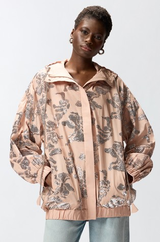 Jakna s kapuco in cvetličnimi vezeninami iz bleščic