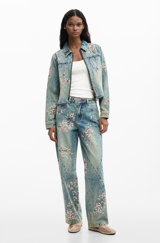 Jeans hlače s cvetličnimi vezeninami