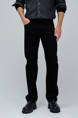 Straight fit jeans
