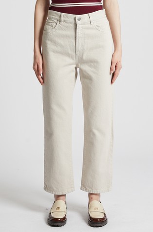 Mom-fit jeans