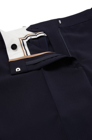HUGO BOSS Cropped regular fit hlače iz trajnostne volne Modra - Dark Blue 2