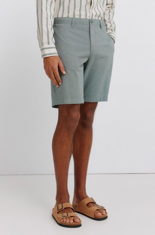 Strukturirane bermuda hlače