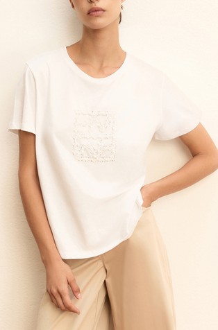 Cotton T-shirt with logo application