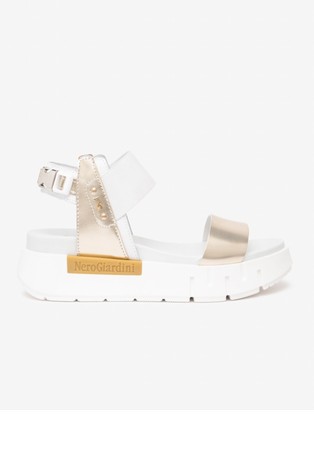 Sandali iz tehnične tkanine z usnjenimi vstavki