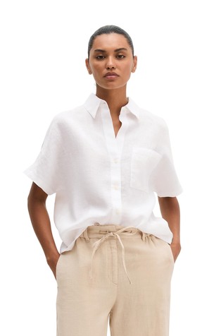 Relaxed fit short-sleeved linen shirt