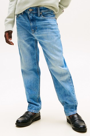 Loose fit jeans