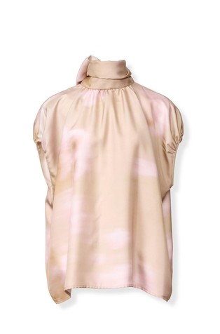 Svilen top z vzorcem