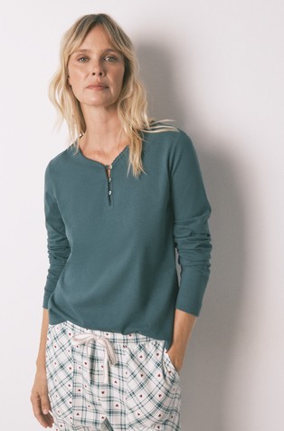 Long sleeve cotton T-shirt