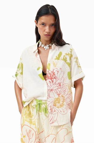 Short-sleeved floral shirt