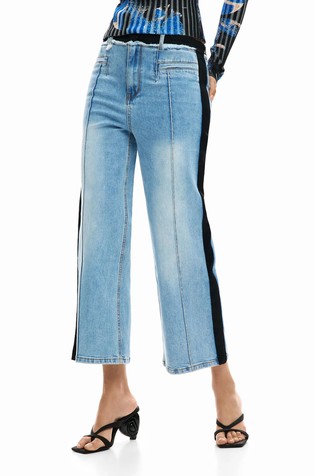 Jeans hlače iz kombinacije tkanin