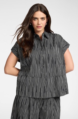 Relaxed fit pinstripe short-sleeved cotton shirt