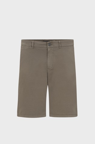 Chino shorts in lightweight cotton twill