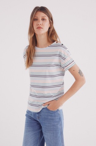 Turn-up sleeve T-shirt with shoulder buttons