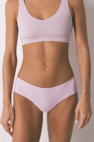 Spodnje hlačke iz mikrofibre in čipke