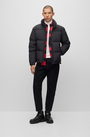 HUGO BOSS Regular fit vodoodbojna puhovka z logotipom Črna - Black 5