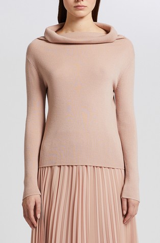 Monochrome Off-the-shoulder sweater