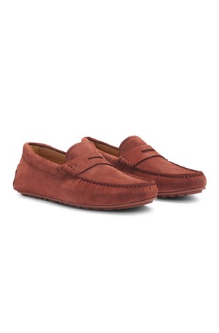 Moccasin loafers in suede