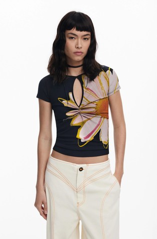Short-sleeve floral T-shirt with opening