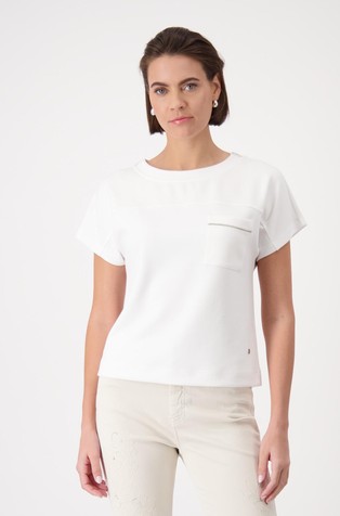T-shirt with chest pocket