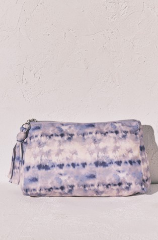 Tie-dye print vanity case