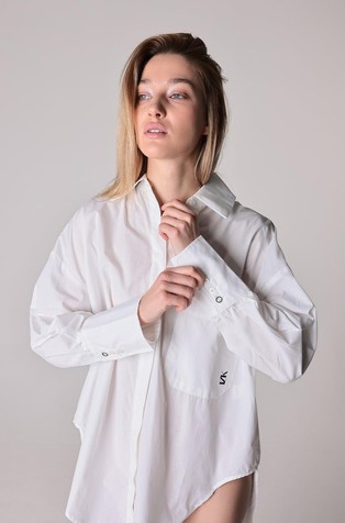 Izakova x lunilou Magnum oversized fit popline shirt