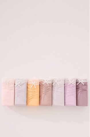 Pack of 7 wide cotton panties with mixed lace