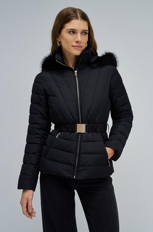 Prešita bunda z odstranljivo kapuco in pasom