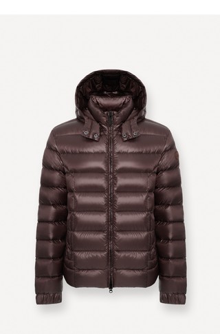 Water-repellent shiny down jacket