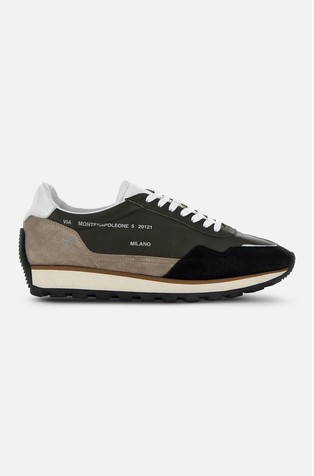 86ER Leather Sneakers