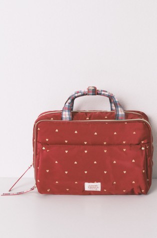 Large nylon vanity case with heart print