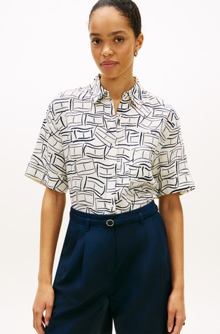 Relaxed fit lanena srajca s kratkimi rokavi