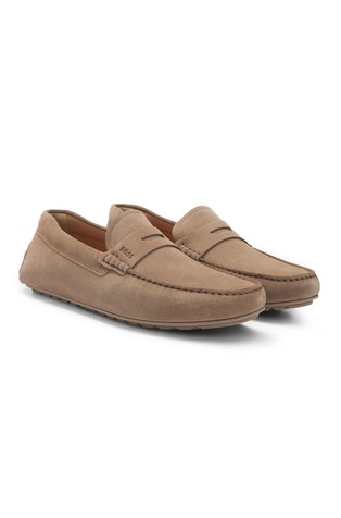 Moccasin loafers in suede