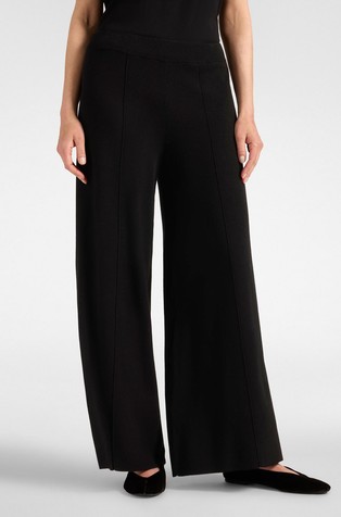 Wide leg knitted trousers