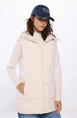 Water repellent padded vest