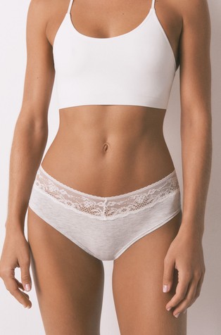 Cotton-blend lace panty