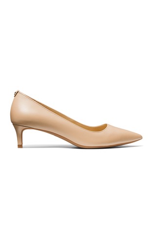 Alina Flex Leather Kitten Pump