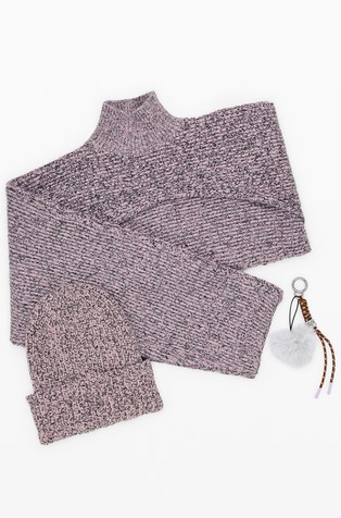 3-delni komplet: pulover, kapa in obesek