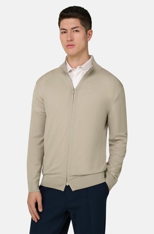 Pletena volnena jopa