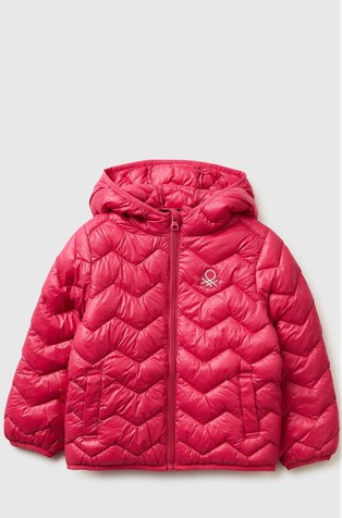 Prešita bunda s kapuco