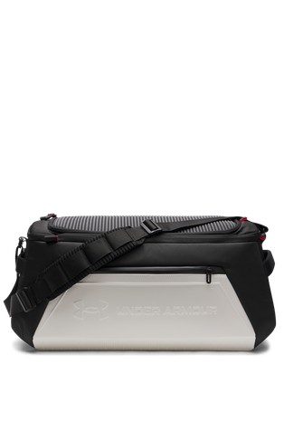 UA No Weigh vsestranska športna torba