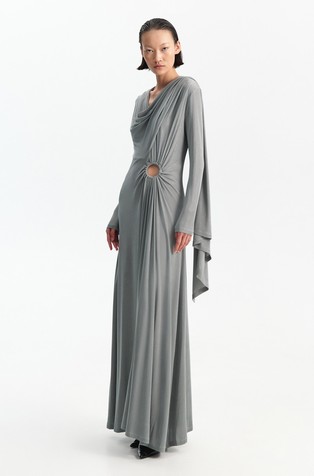 Dolga obleka z globokim izrezom in draperijo