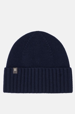 Pletena volnena kapa