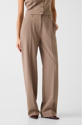Wide-leg pants